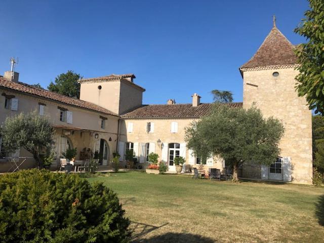 Las Caneres Castelnau-d'Arbieu Exterior photo